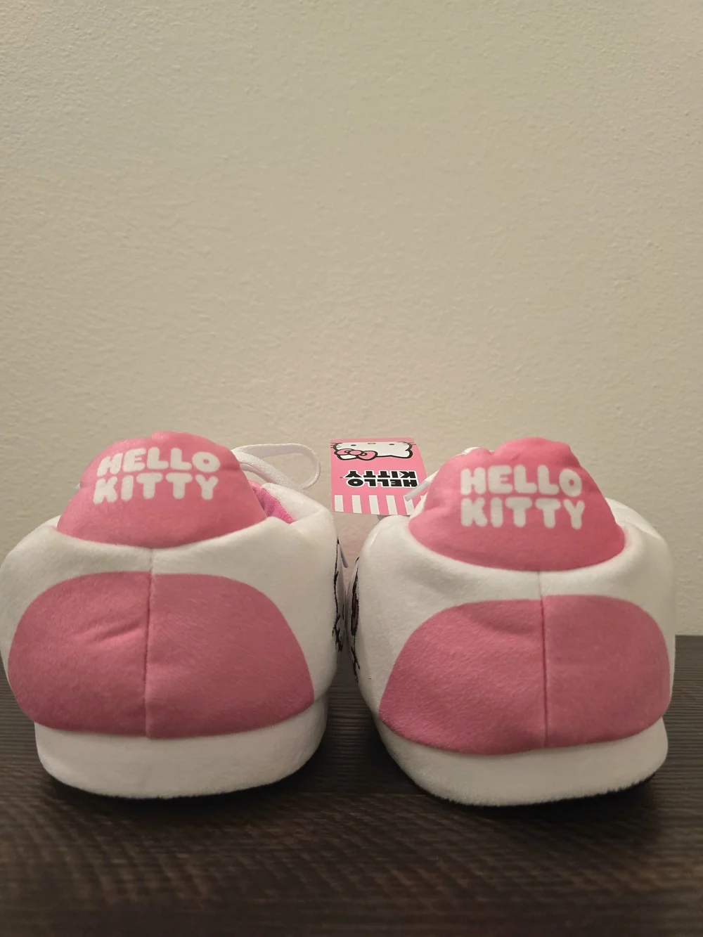 Sanrio Hello Kitty Sneaker Slippers Pink White Youth Kids Size 2/3